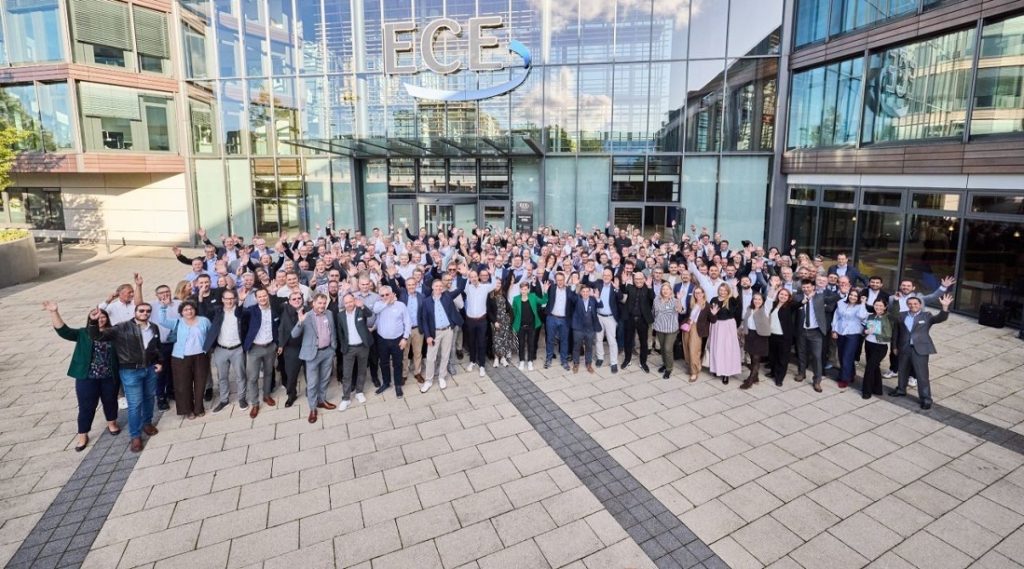 ECE’nin Hamburg Konferansında Akyazı Projesi Öne Çıktı